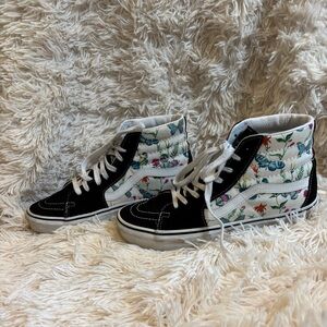 VANS | SK8-Hi High-Top Black/White Floral Butterflies, size 8.5
